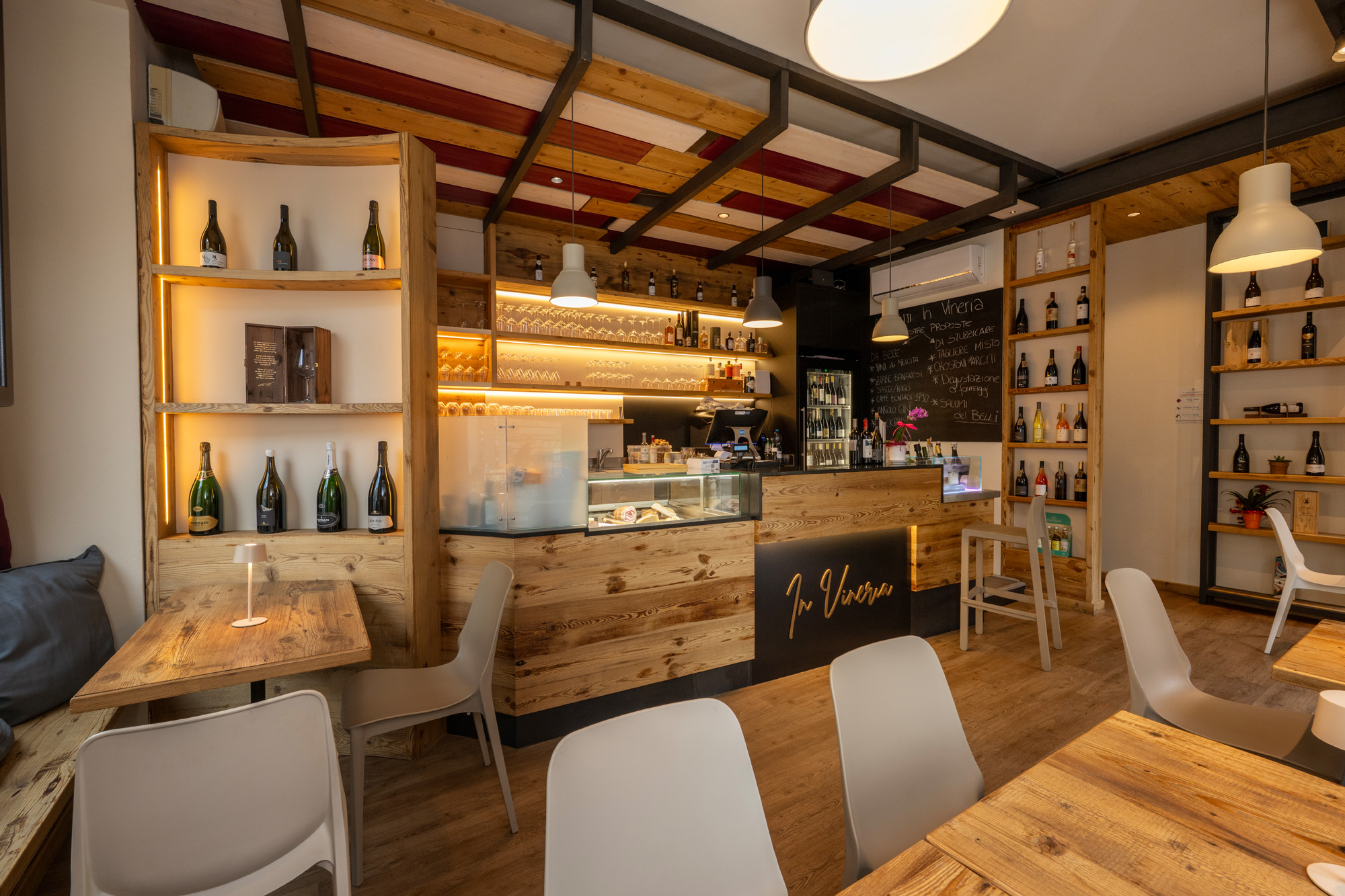 La Vineria - Photo 3