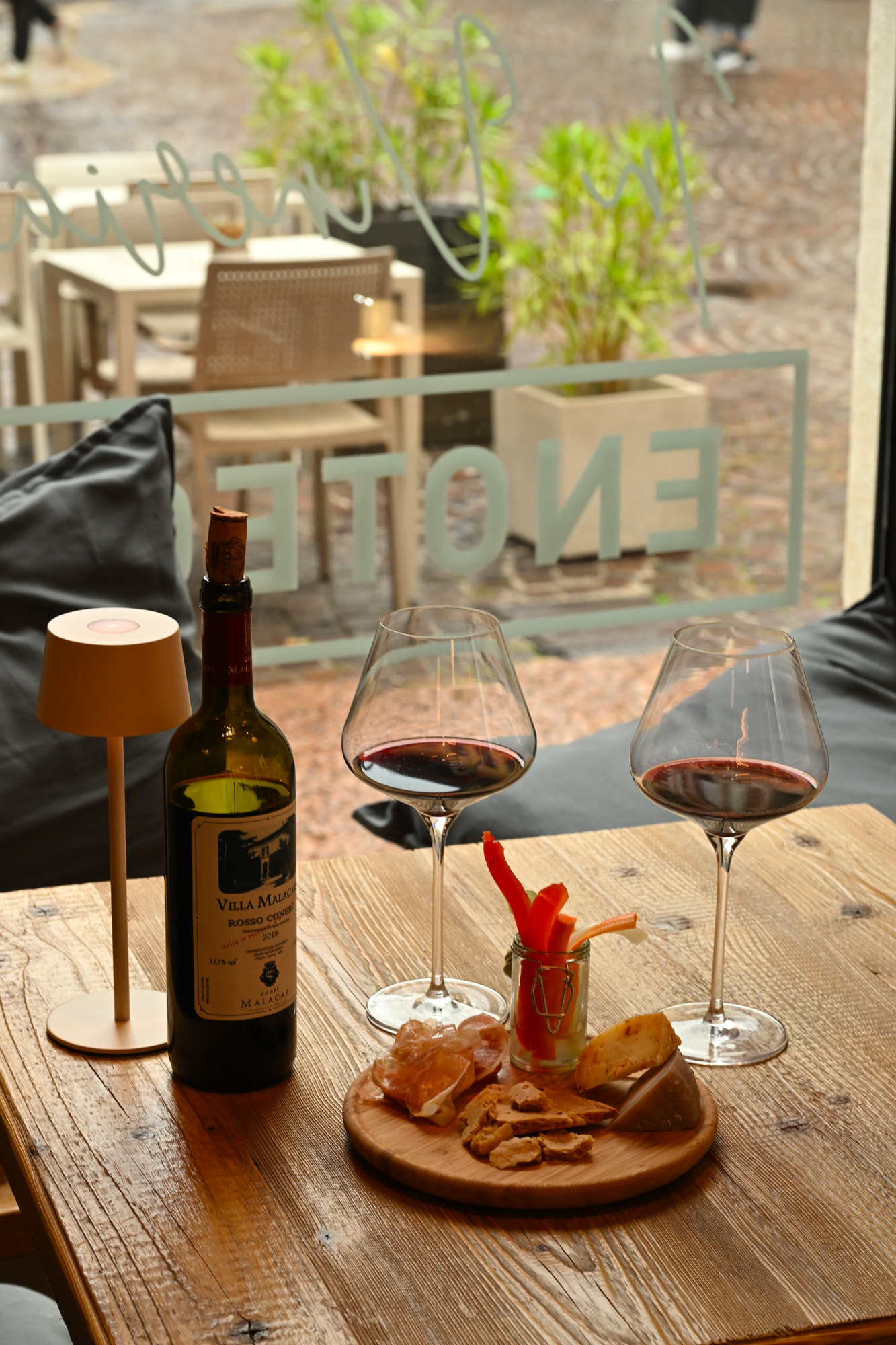 La Vineria - Photo 7